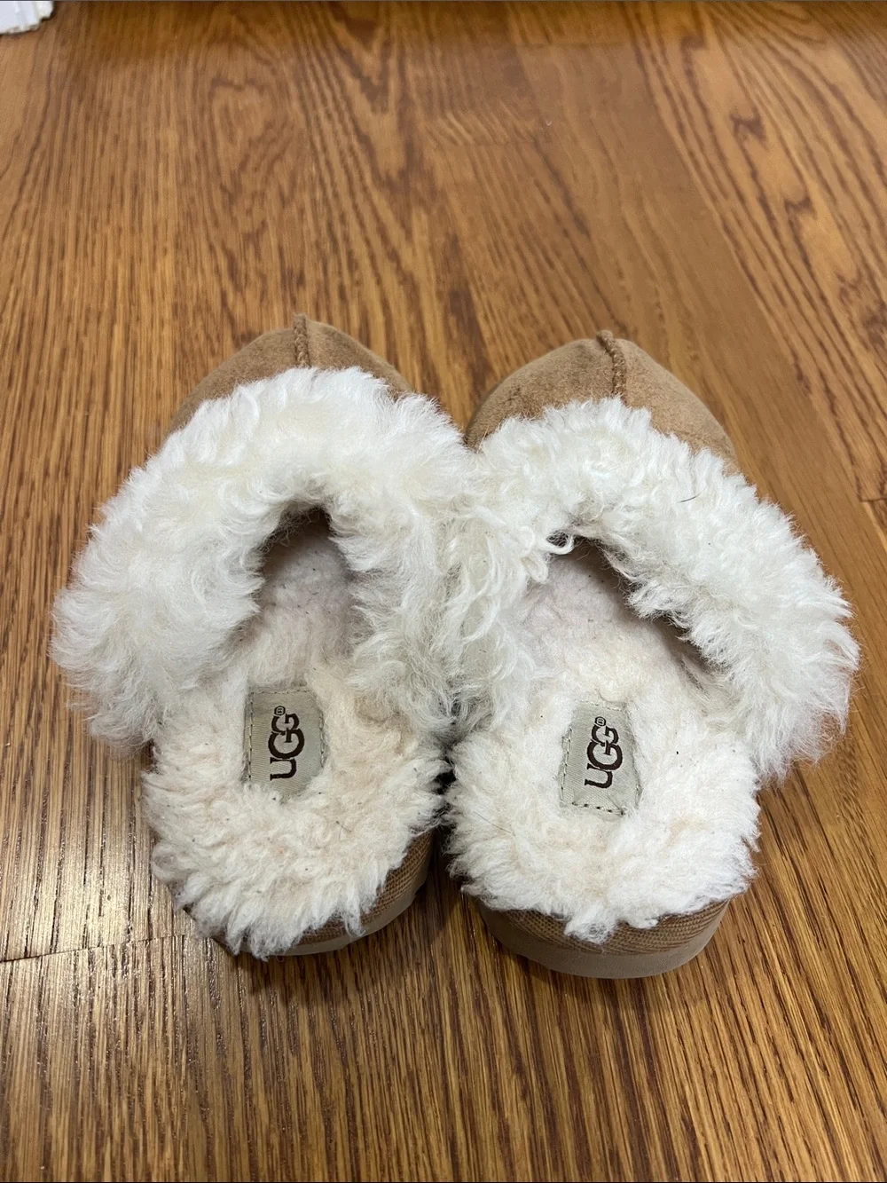 UGG kids slippers